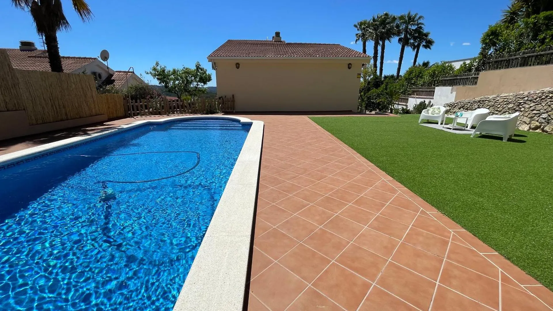 Villa Rustica Con Piscina Privada Al Lado De Sitges Barcelona