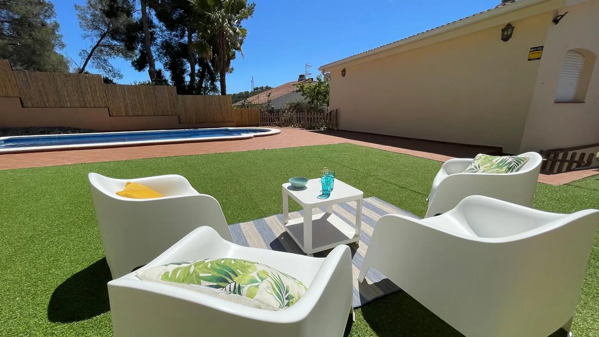 Villa Rustica Con Piscina Privada Al Lado De Sitges Barcelona 0*,  Spain
