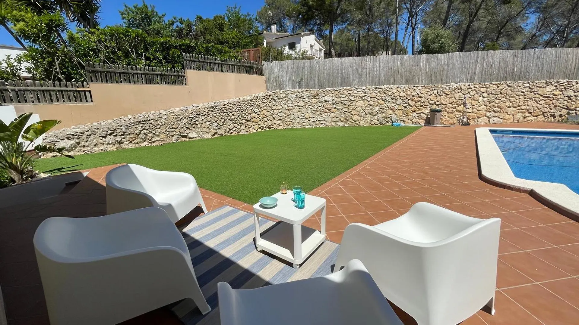 Villa Rustica Con Piscina Privada Al Lado De Sitges Barcelona Spain